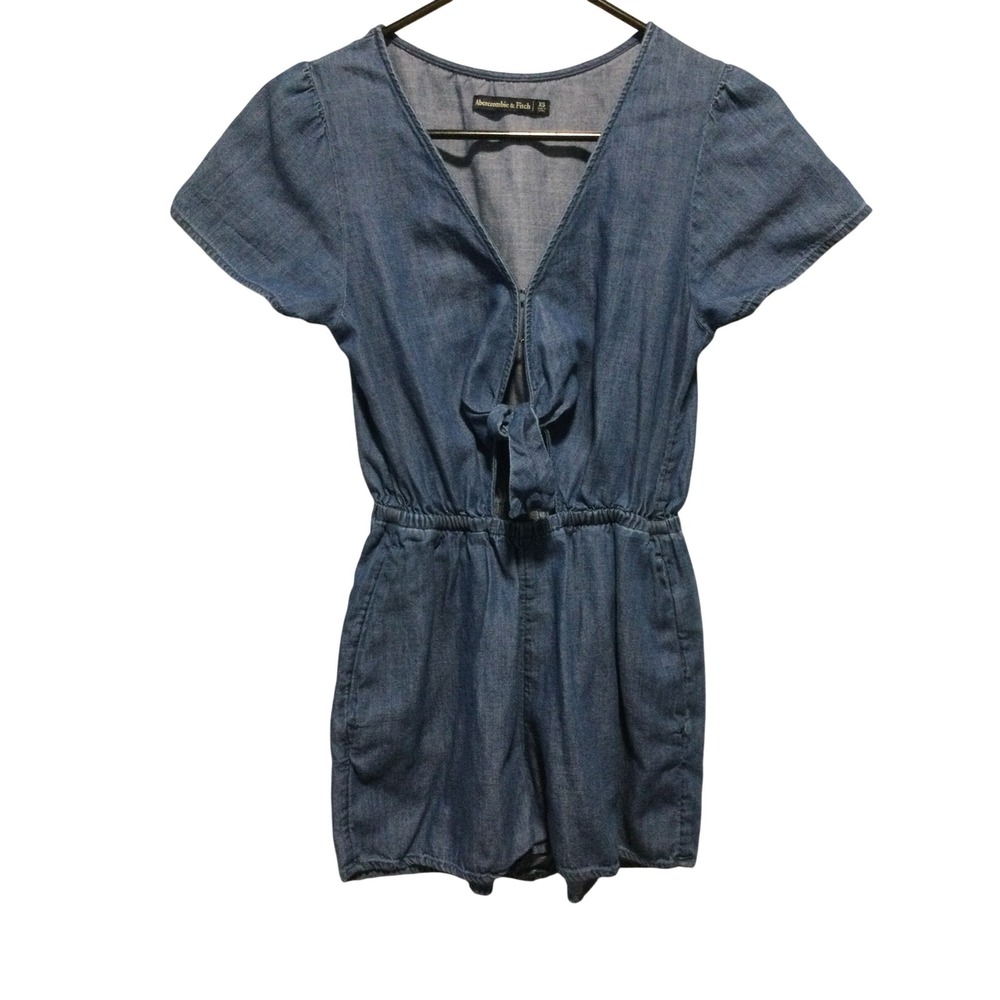 Abercrombie & Fitch Women's XS Denim Romper Tie Front V‎ Neck Short Sleeve